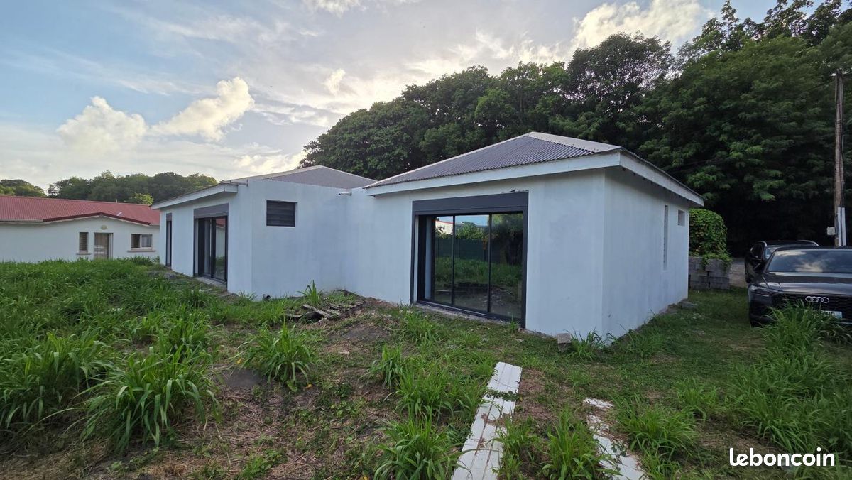 Maison 4 pièces 152 m² · au Gosier · 152 m² · 390 000 €