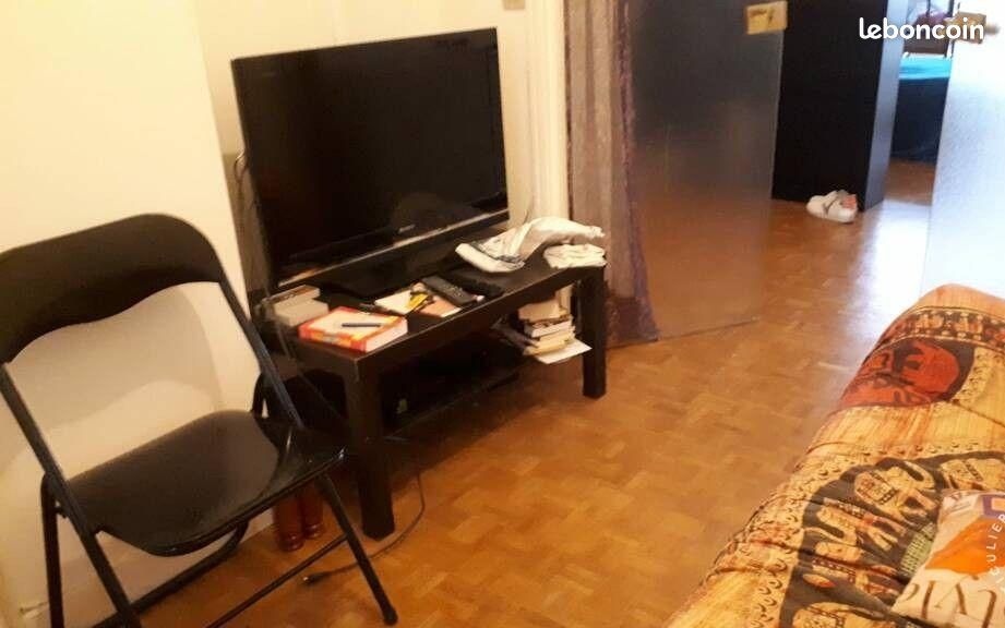 Appartement 1 pièce 80 m² · à Paris · 80 m² · 695 €