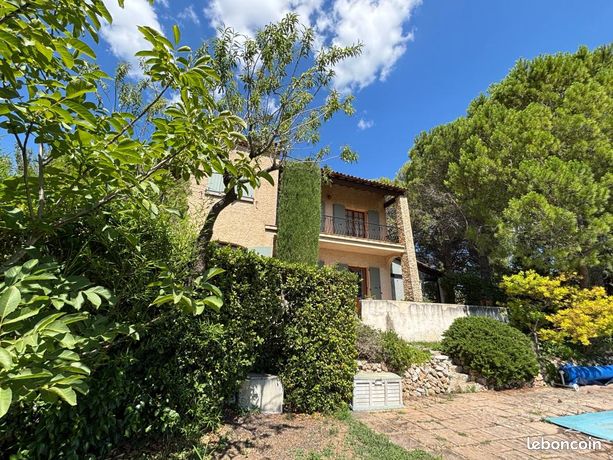 Maison 5 pièces 150 m²