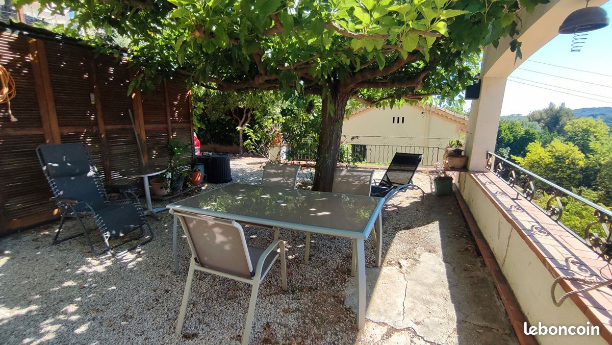 Maison 5 pièces 160 m² · à La Seyne-sur-Mer · 160 m² · 524 000 €