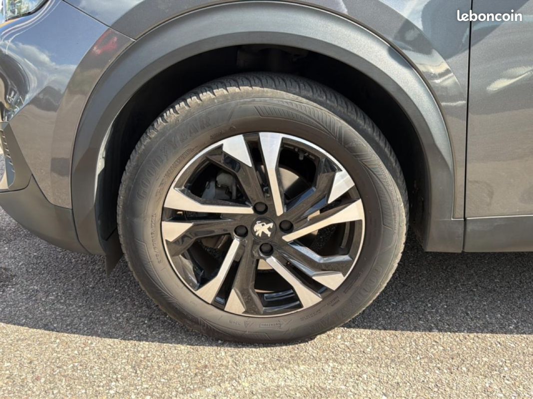 PEUGEOT 2008 1.5 bluehdi 110 s&s allure pack (image 9)