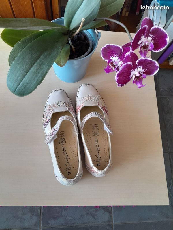 A vendre chaussures femmes Confortissimo Chaussures