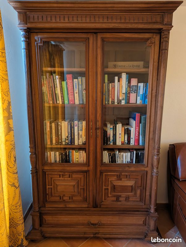 Bibliothèque ancienne en merisier (image 1)