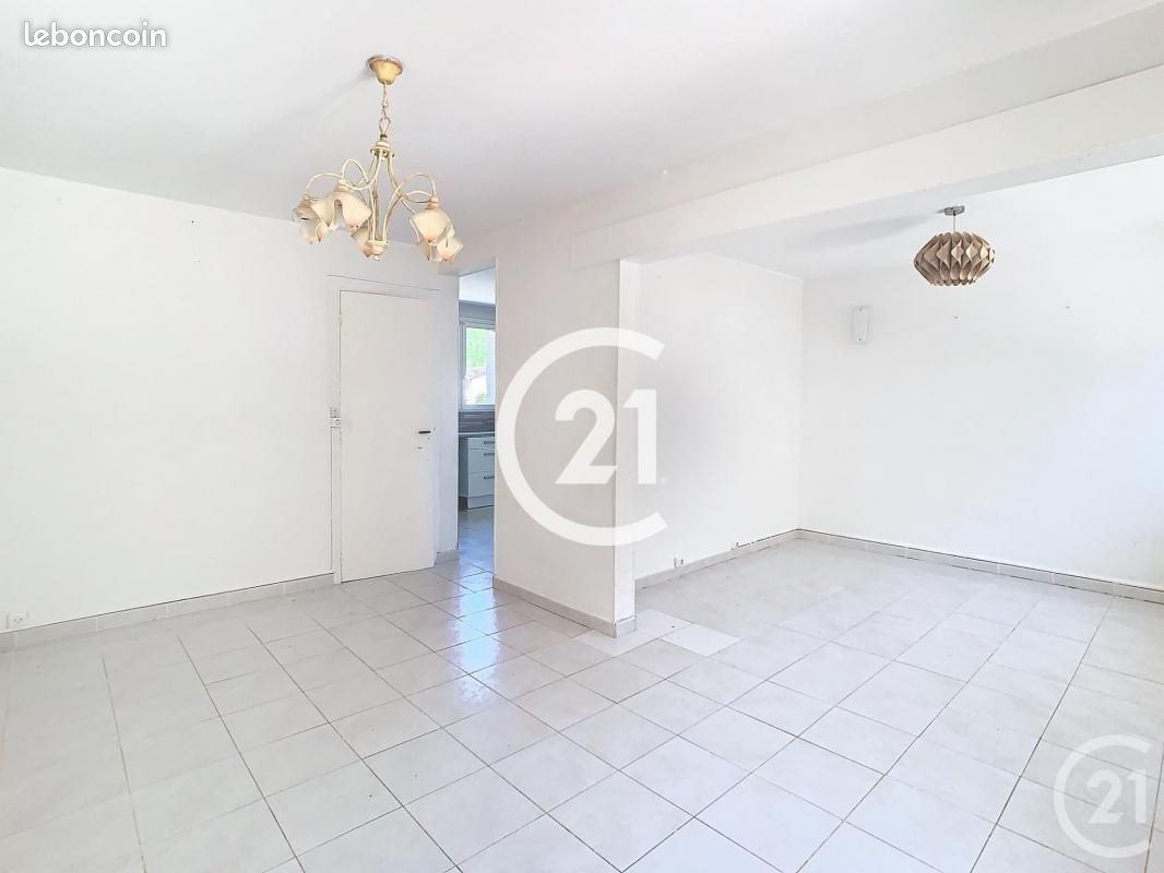 Pavillon 4 pièces 73 m² - Cognac 16100 (image principale 7)