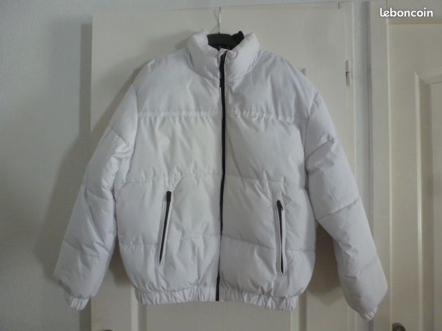 Veste doudoune femme t. XS bershka (image 1)
