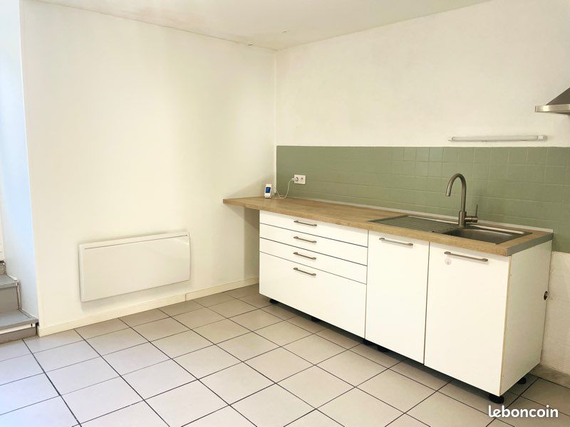 Maison 3 pièces 65 m² · à Saint-Jean-d'Angély · 65 m² · 770 €/mois