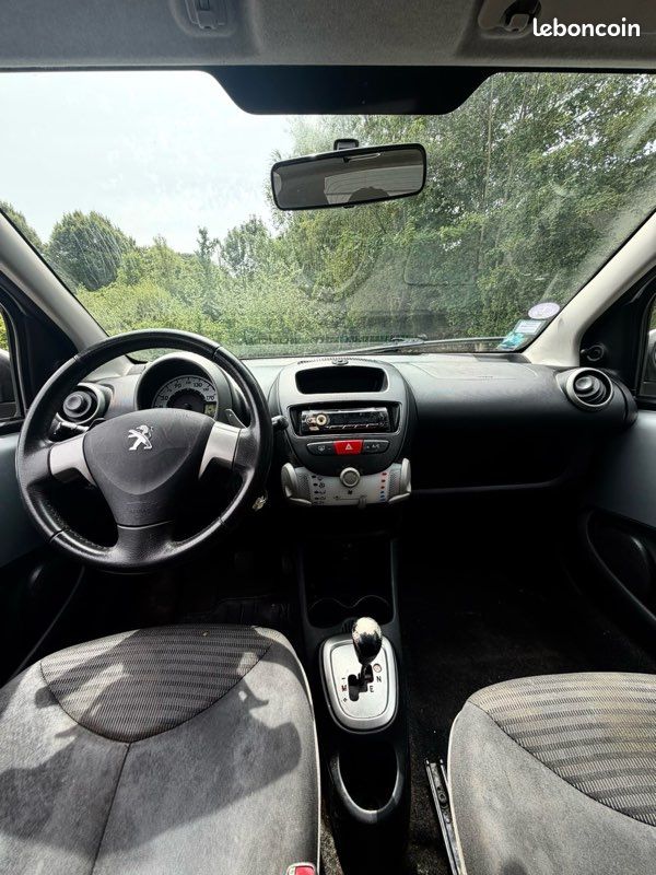 PEUGEOT 107 - 1.0 ACTIVE - BOÎTE AUTOMATIQUE - 68ch - 165.000km - GARANTIE MOTEUR ET BOÎTE (image 5)