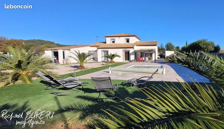 Villa 8 pièces 192 m²