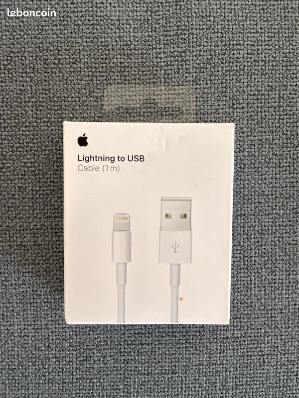 Câble Apple Lightning > USB (image 1)