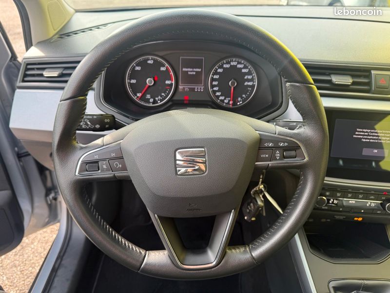 Seat Arona 1.6 TDI 95 Style Business Carplay Régul Clim auto (image 25)