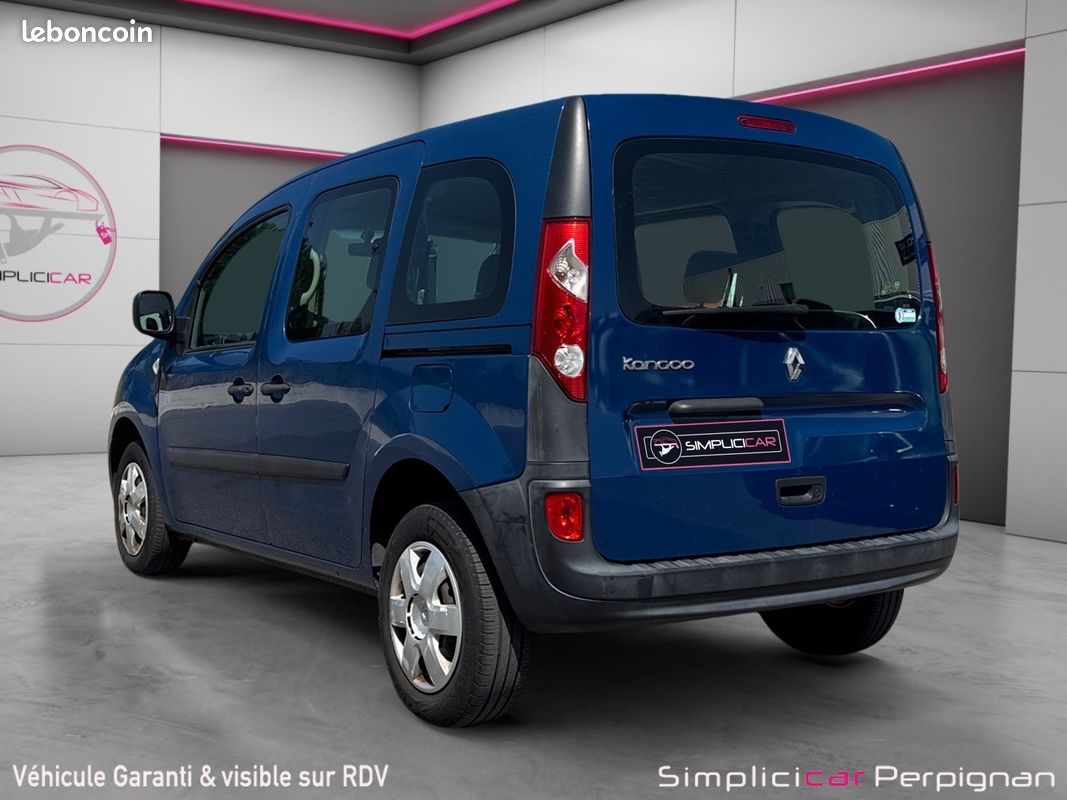 RENAULT KANGOO 1.5 dCi 70 eco2 Authentique 5 Places Garantie 12 mois (image 3)