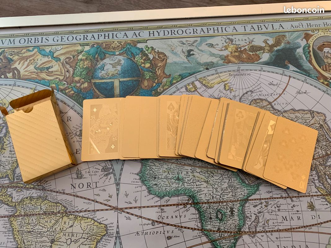 Jeu de cartes dorées (image 1)