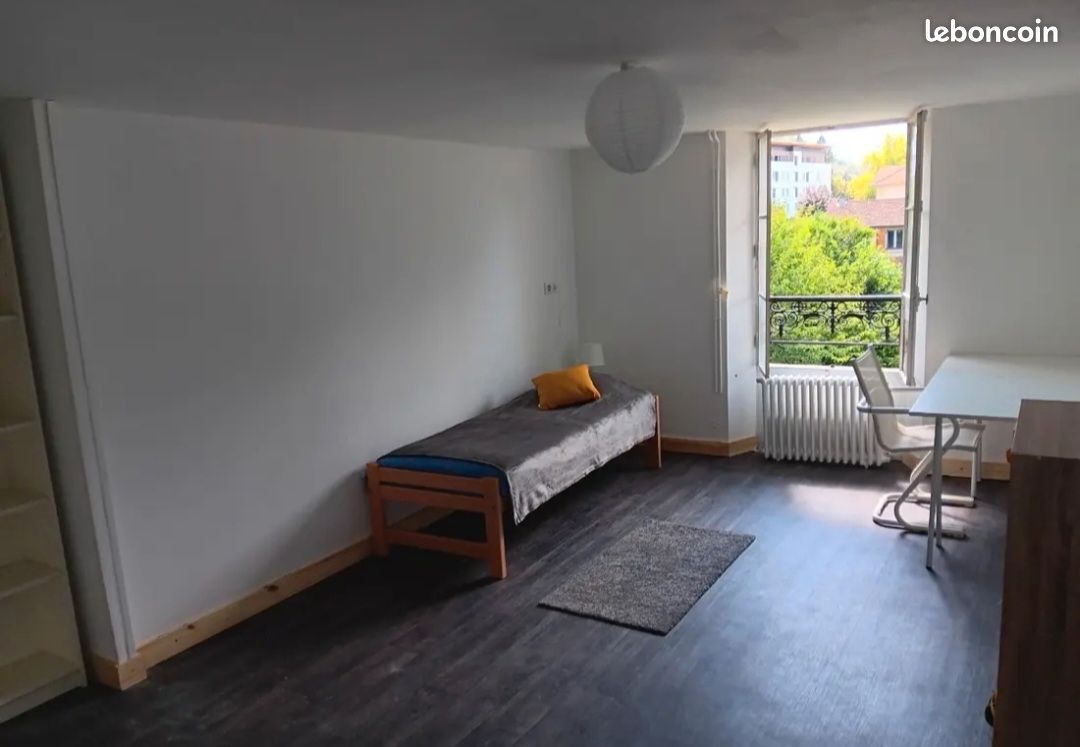 Appartement 1 pièce 16 m² · à Gières · 16 m² · 500 €