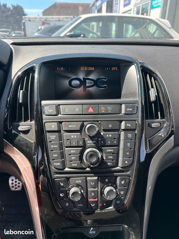 OPEL ASTRA OPC 2.0 I 280 ch 16V TURBO (image 8)