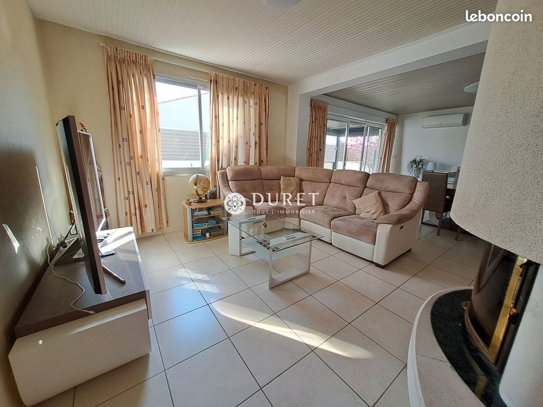 Maison 6 pièces 152 m² · à Le Fenouiller · 152 m² · 387 900 €