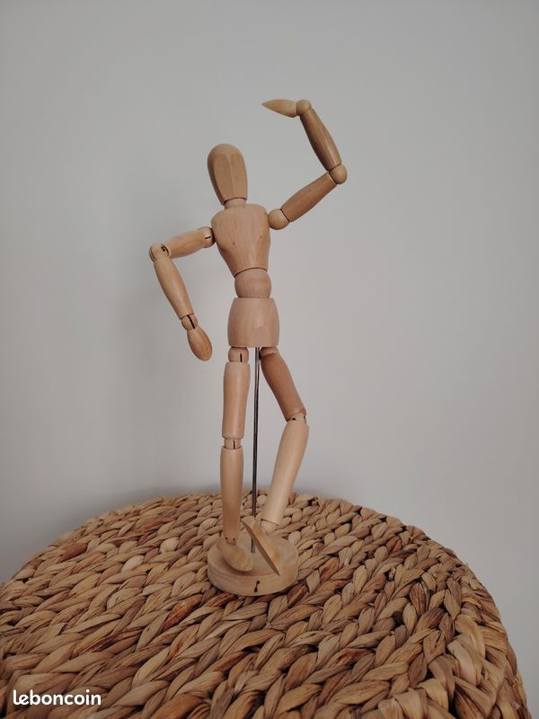 Mannequin pour dessin en bois ✏️ (image 1)