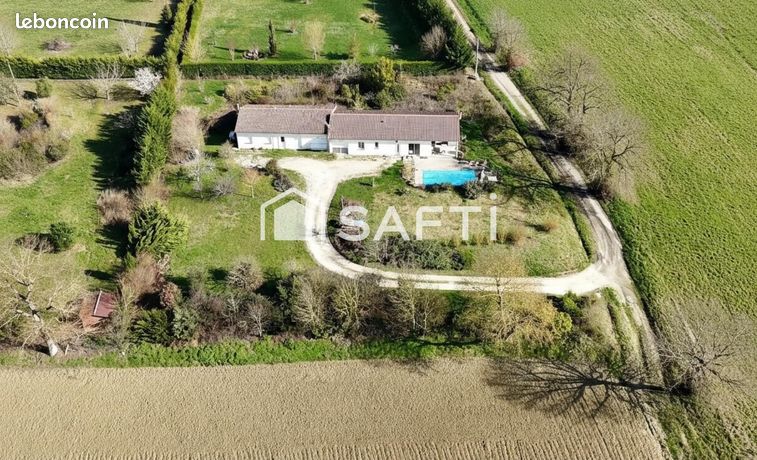 Maison 10 pièces 210 m²