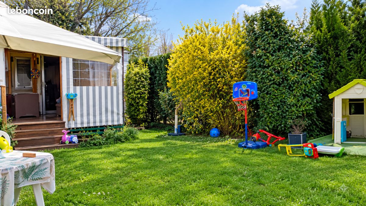 4 pièces 40 m² · à La Chaussée-d'Ivry · 40 m² · 12 000 €