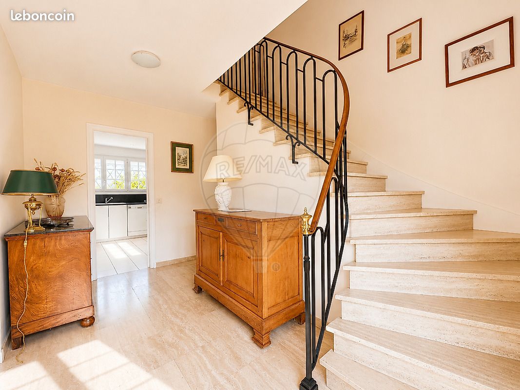Maison 8 pièces 170 m² · à Senlis · 170 m² · 645 000 €