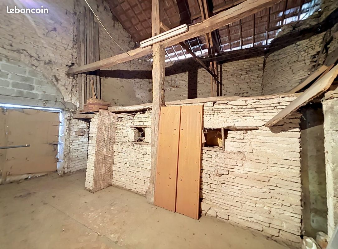 Maison 5 pièces 105 m² · à Voray-sur-l'Ognon · 105 m² · 145 000 €