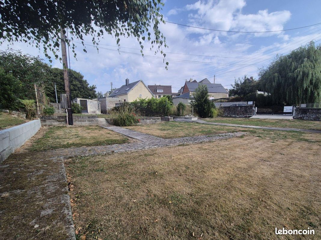 Terrain 475 m² · à Tessy-Bocage · 475 m² · 36 750 €