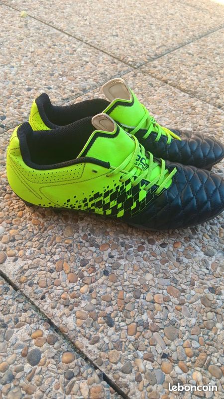 Chaussure de foot (image 2)