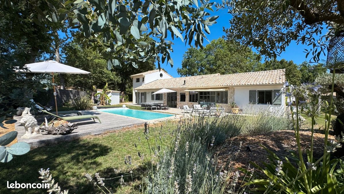 Maison 8 pièces 180 m² · à Saint-Médard-en-Jalles · 180 m² · 799 000 €
