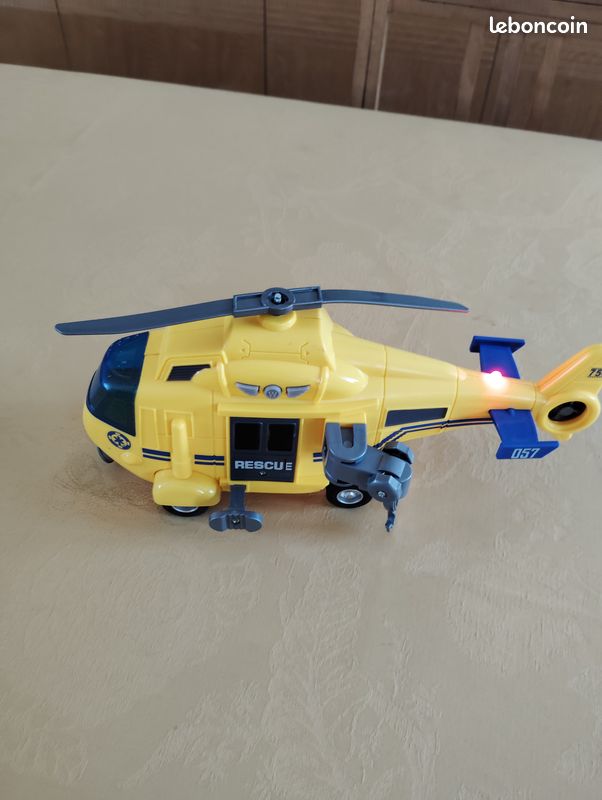 Hélicoptère (image 8)