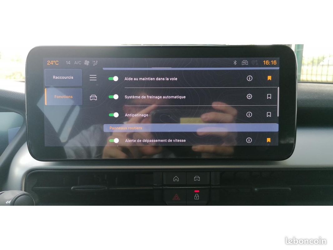 JEEP AVENGER 1.2 T3 e-Hybrid 110 BVR Summit +CUIR+PK PREMIUM+TOIT OUVRANT (image 16)