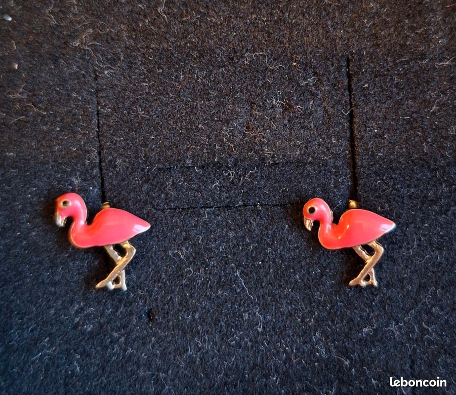 Boucles d'oreilles fille (image 1)