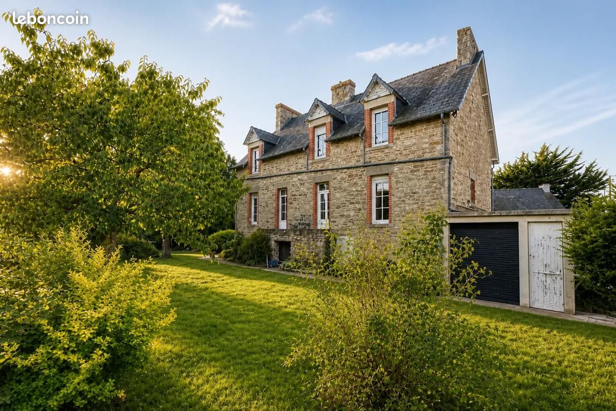 Maison 12 pièces 303 m² · à Saint-Cast-le-Guildo · 303 m² · 799 000 €