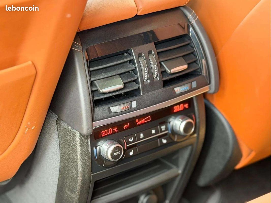 BMW X5M F15 * 575 ch * Bowers & Wilkins * Affichage Tête Haute * Toit Panoramique * Caméra 360° (image 12)