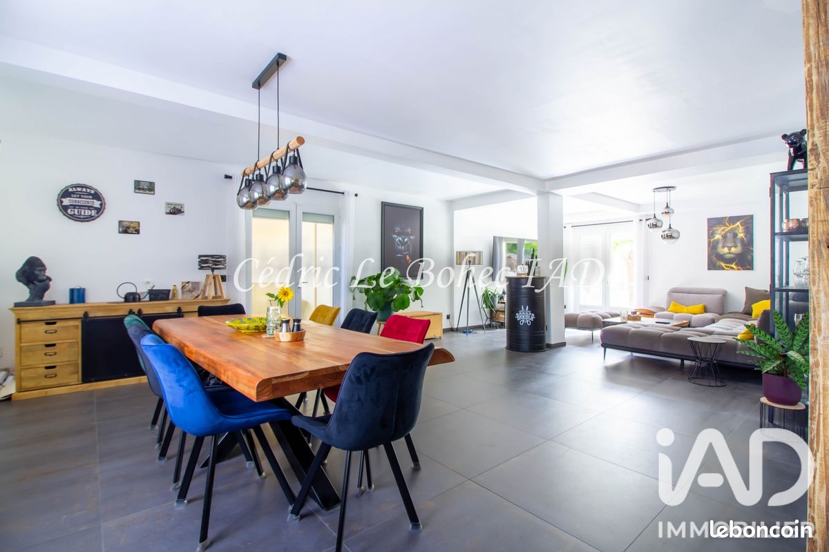 Maison 7 pièces 151 m² · à Beauchamp · 151 m² · 439 000 €