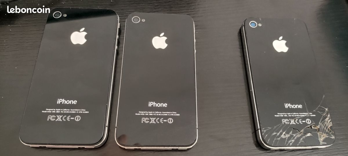 Lot 3 Apple iPhone 4s/4 (image 1)