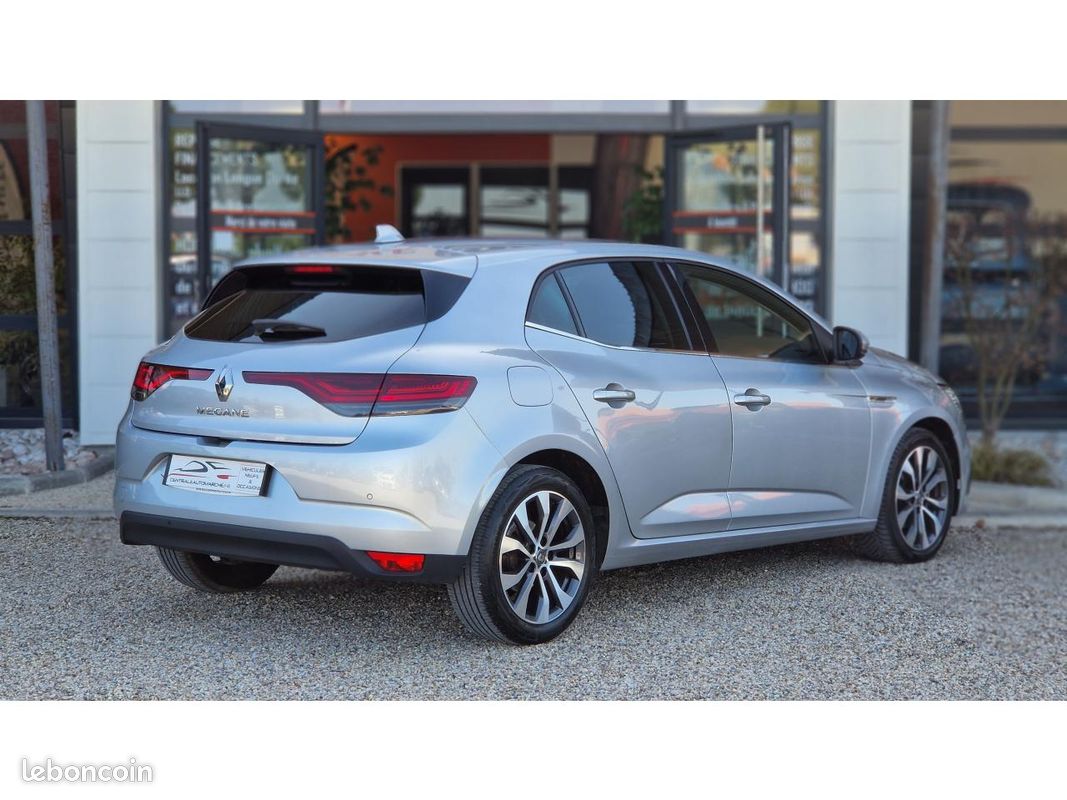 RENAULT MEGANE Mégane 1.5 Blue dCi - 115 - BV EDC 2023 IV BERLINE Techno PHASE 2 (image 9)