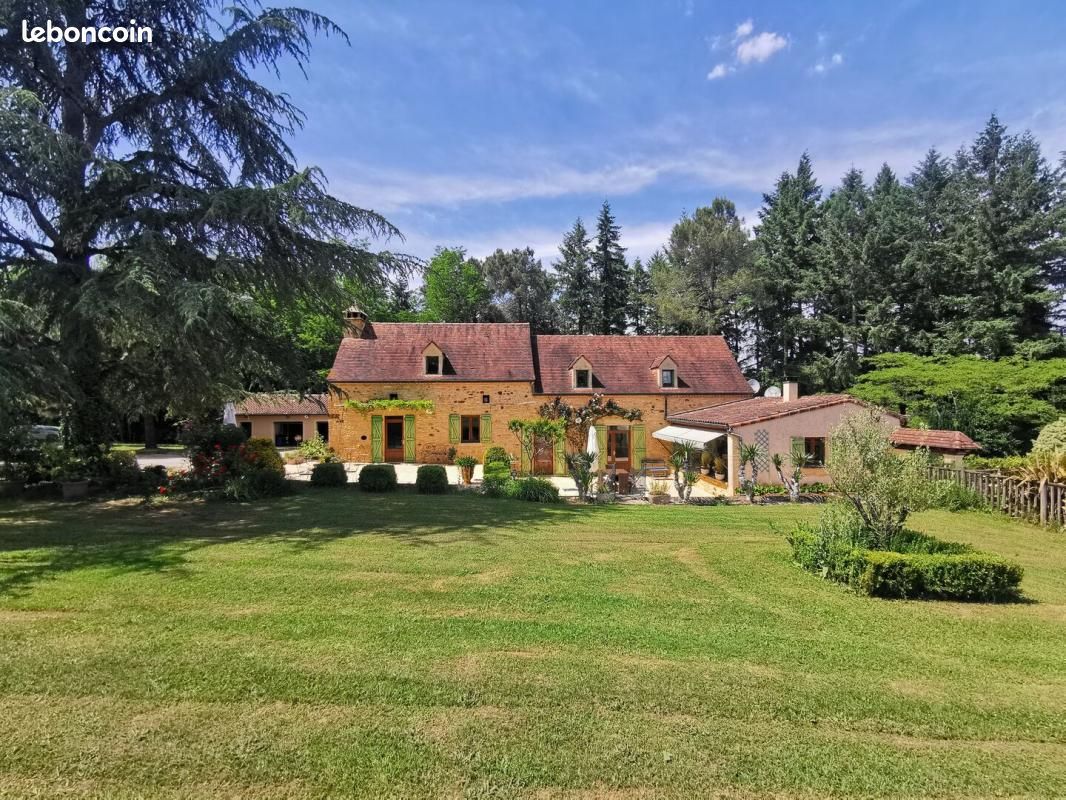 Maison 8 pièces 210 m² · à Marminiac · 210 m² · 545 000 €
