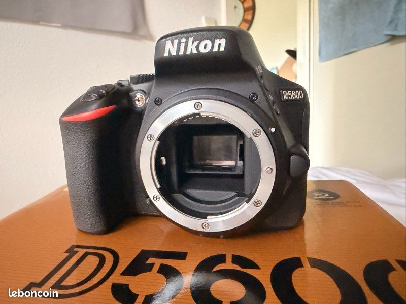 📸 Nikon D5600 + Objectif AF-S DX 18-140mm VR – 3 600 déclenchements (image 6)