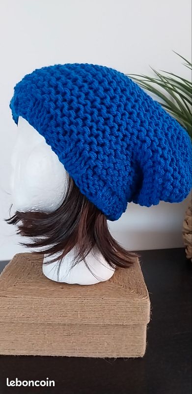 Joli bonnet large bleu électrique (image 6)
