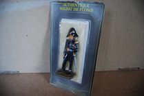 SOLDATS PLOMB STARLUX Grande Armée Napoléon 19 Hussard du 4ème régiment