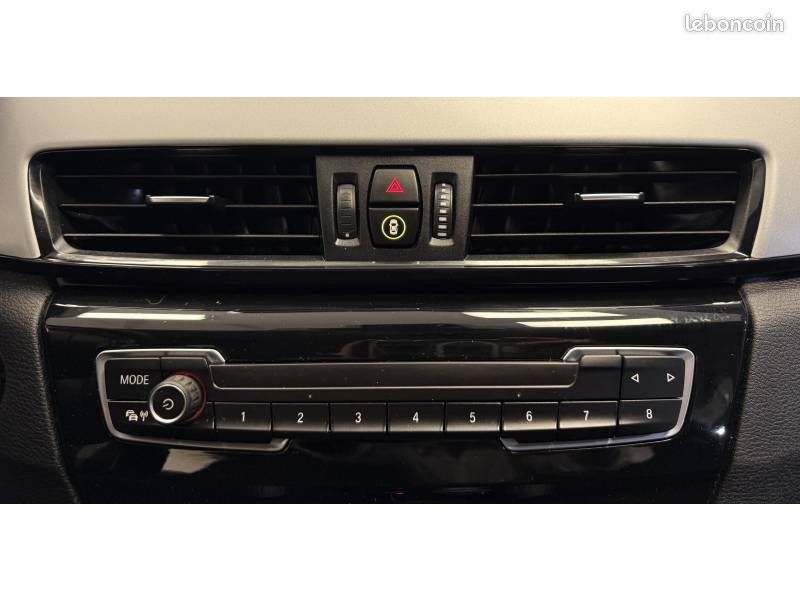 BMW X1 sDrive 18d 150 ch BVA8 Business Design (image 30)