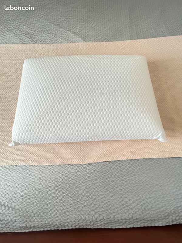 Oreiller de grande qualité et confort à mémoire de forme 70 X 50 (image 2)