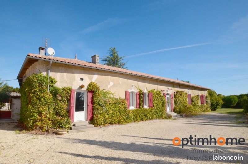 Longère 6 pièces 202 m² - Condéon 16360 (image principale 0)