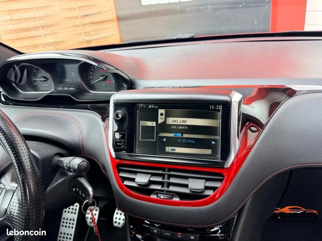 Peugeot 208 1.6 THP 200 GTI / GPS / CUIR / SPORT / (image 21)