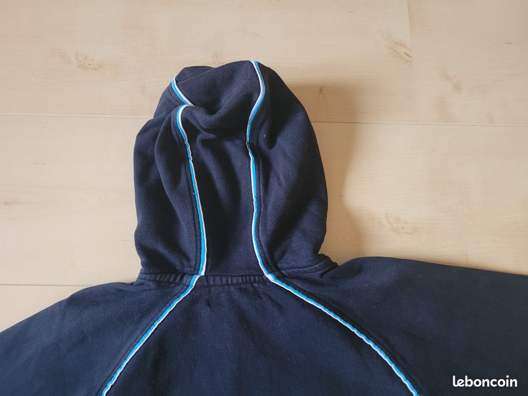Tenue de sport 3 pièces 10 ans ; pantalon + veste + tee shirt (image 15)