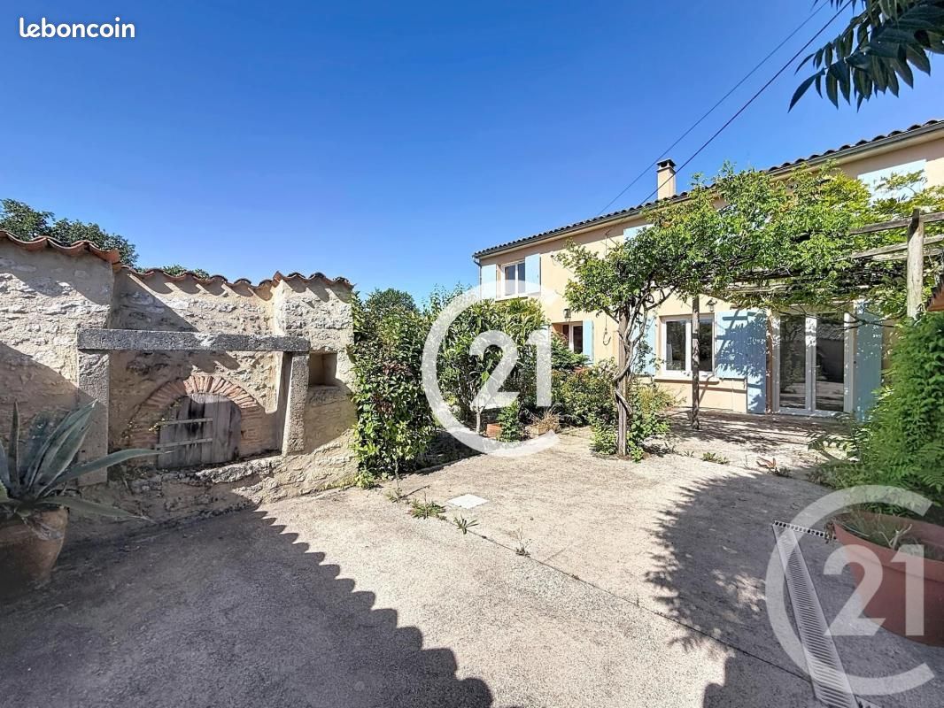 Maison 5 pièces 169 m² · à Val-de-Cognac · 169 m² · 252 500 €