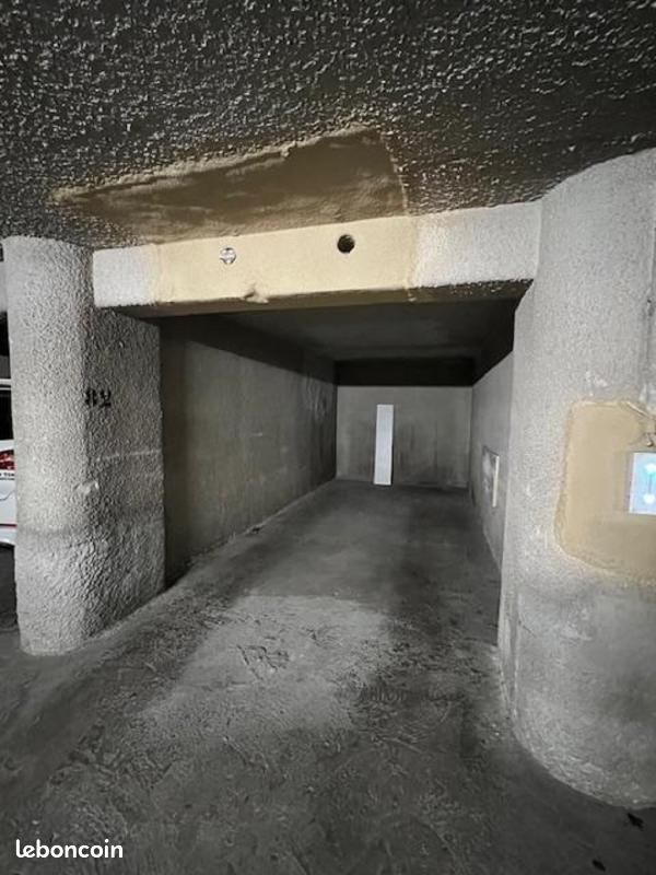 Parking Nancy · 80 €/mois