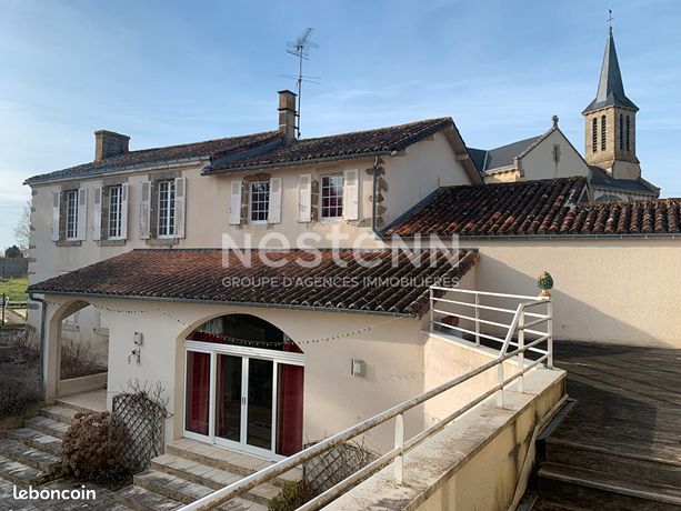 Maison 12 pièces 346 m²