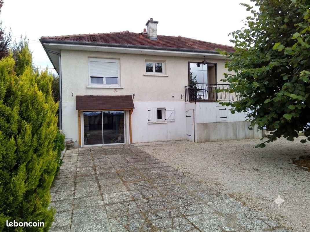 Maison 5 pièces 100 m² · à Collonges-Et-Premières · 100 m² · 227 000 €