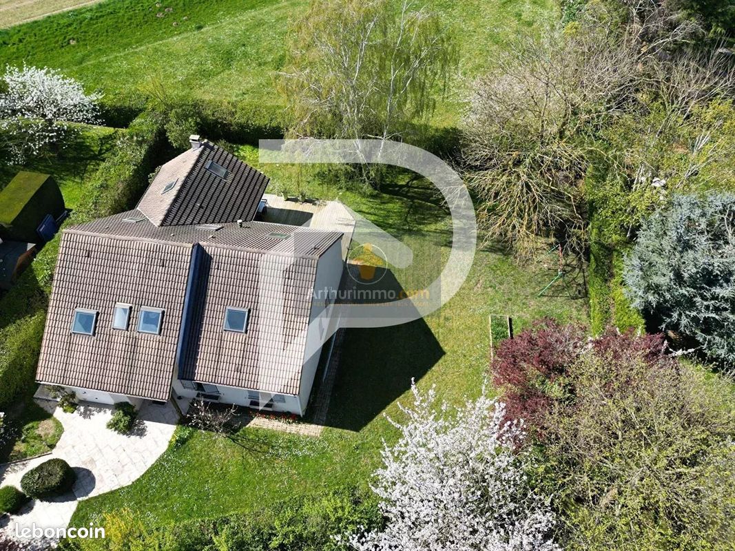 Maison 8 pièces 218 m² · à Villennes-sur-Seine · 218 m² · 830 000 €