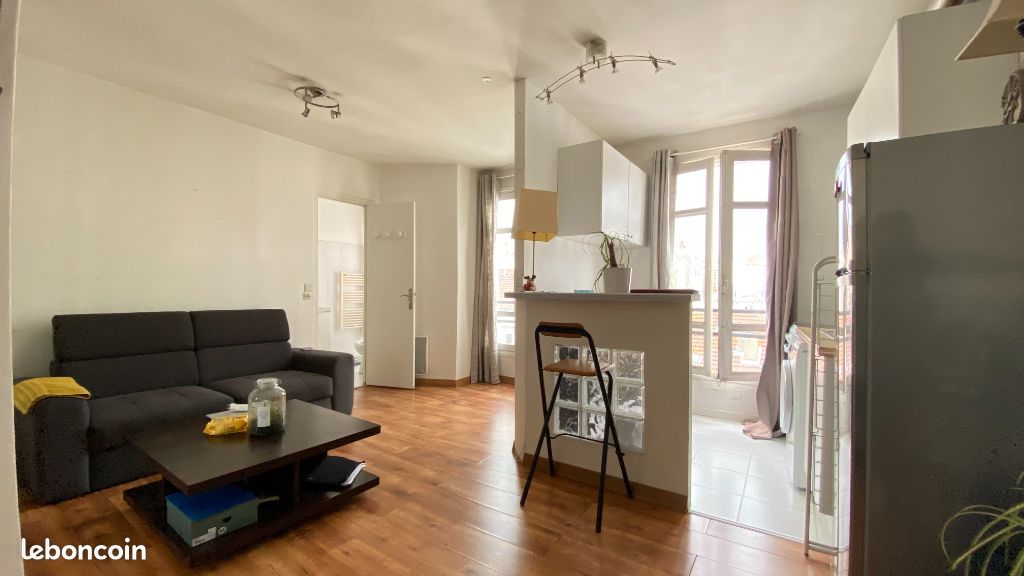 Appartement 1 pièce 25 m² · à Paris · 25 m² · 803 €/mois